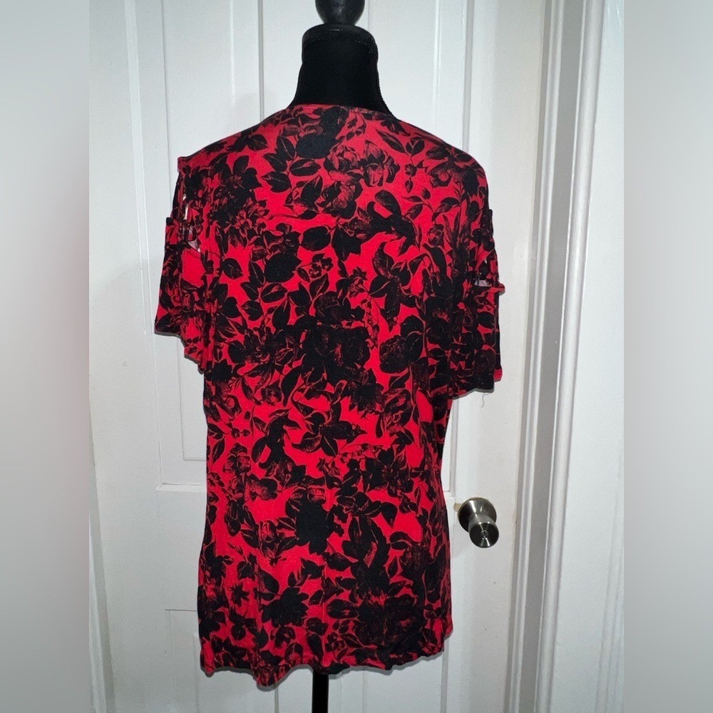 Women's juniors Rock & Republic Red and Black Floral Blouse, size 2X goth grunge - Picture 5 of 7